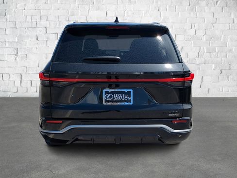 New 2026 Lexus TX 500h AWD image 4