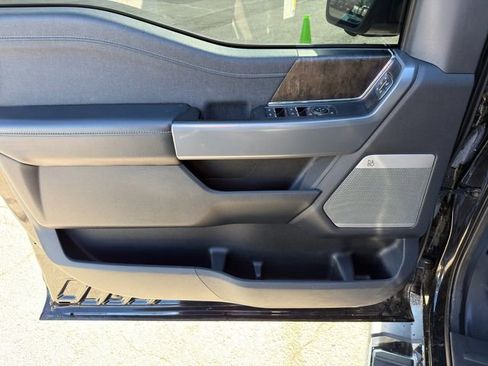 Used 2021 Ford F150 Lariat w/ Max Trailer Tow Package image 18