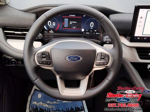 New 2025 Ford Explorer Active w/ Active Comfort Package image 9