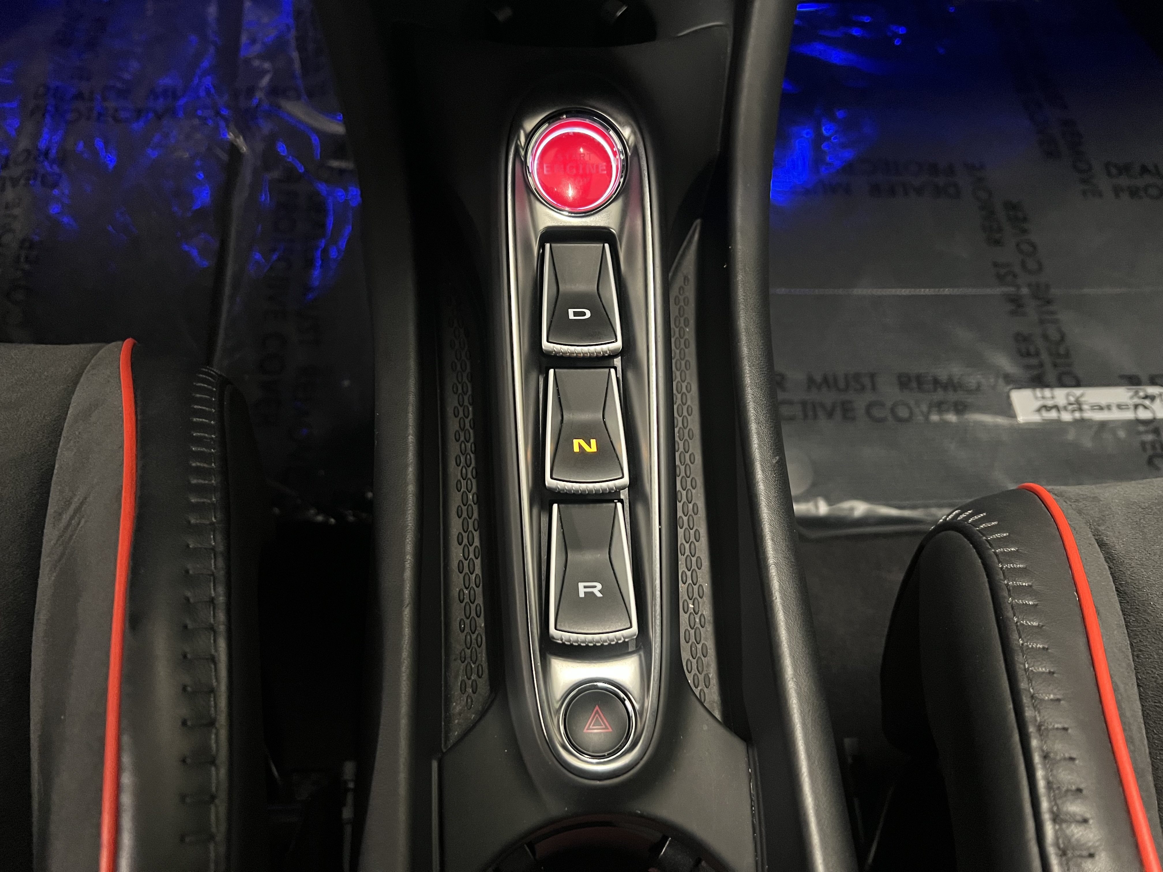 Used 2023 McLaren Artura RWD image 14