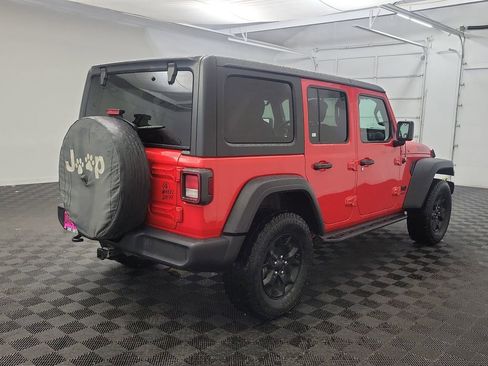 Used 2021 Jeep Wrangler Unlimited Willys image 7