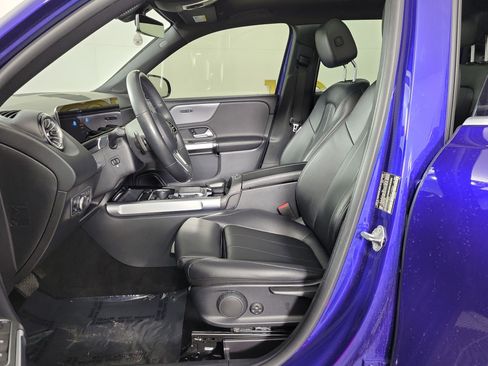 Used 2022 Mercedes-Benz GLB 250 image 9