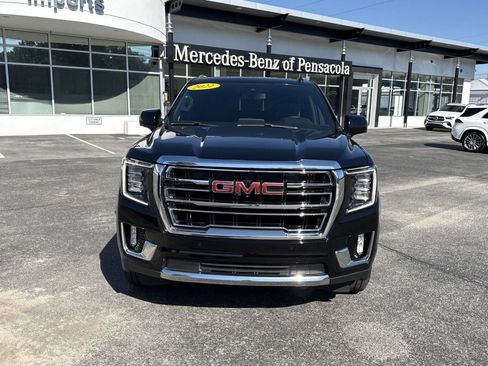 Used 2022 GMC Yukon SLT w/ SLT Premium Package image 8