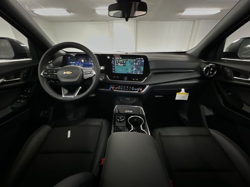 New 2026 Chevrolet Equinox LT w/ Convenience Package II image 55