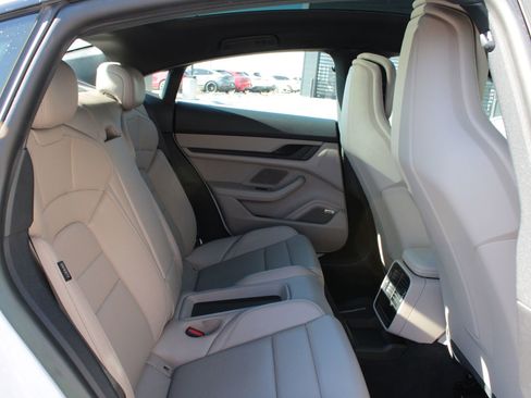 Used 2023 Porsche Taycan 4S image 23