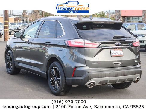Used 2020 Ford Edge SEL image 2