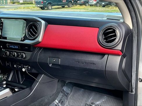 Used 2023 Toyota Tacoma SR5 RWD image 19