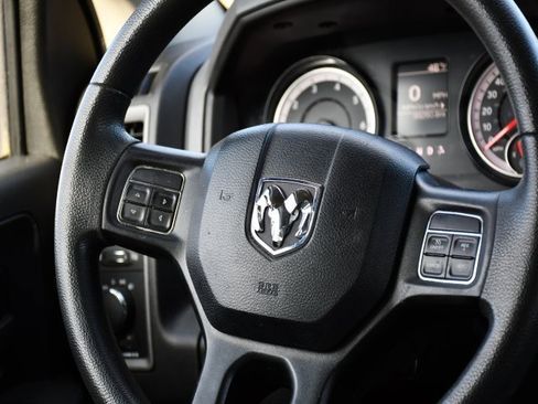 Used 2018 RAM 2500 Tradesman w/ Chrome Appearance Group image 15