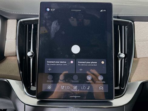 New 2026 Volvo XC90 T8 Plus image 13