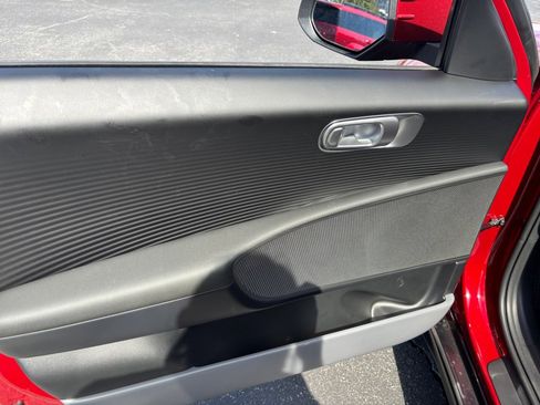 New 2025 Hyundai Ioniq 6 SE image 32