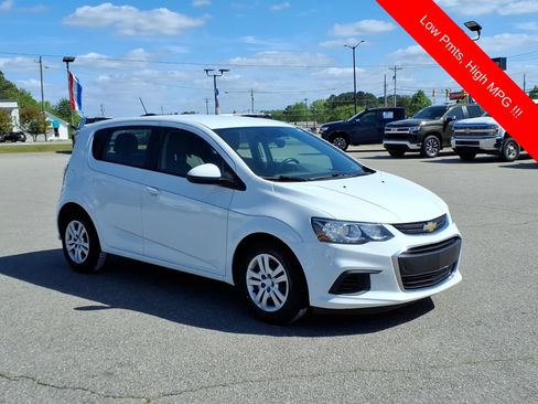 Used 2020 Chevrolet Sonic LT FWD image 7