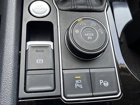 Used 2018 Volkswagen Atlas SEL Premium AWD/4WD image 15