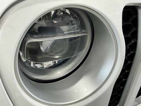 Used 2022 Jeep Wrangler Unlimited Sahara w/ Cold Weather Group image 47