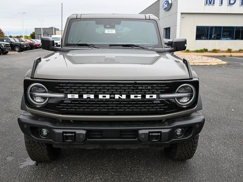 New 2025 Ford Bronco Badlands image 10