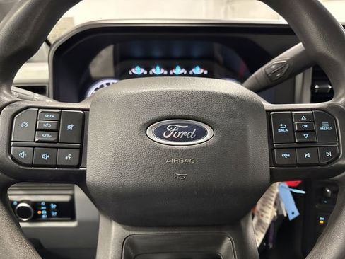 Used 2024 Ford F250 XL w/ XL Chrome Package image 15