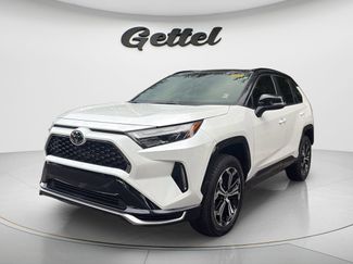 Used 2025 Toyota RAV4 XSE AWD/4WD video 1