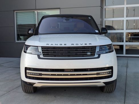 Certified 2023 Land Rover Range Rover SE image 2