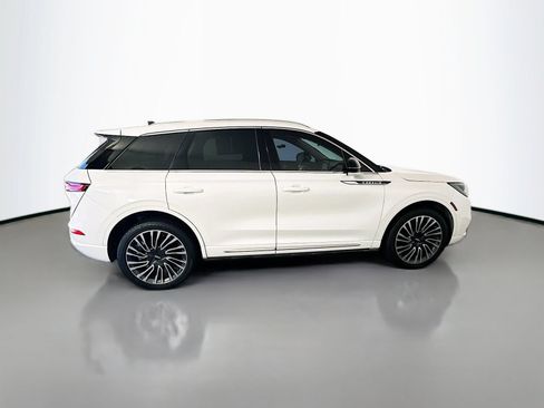 Used 2020 Lincoln Corsair Reserve w/ Appearance Package FWD image 8