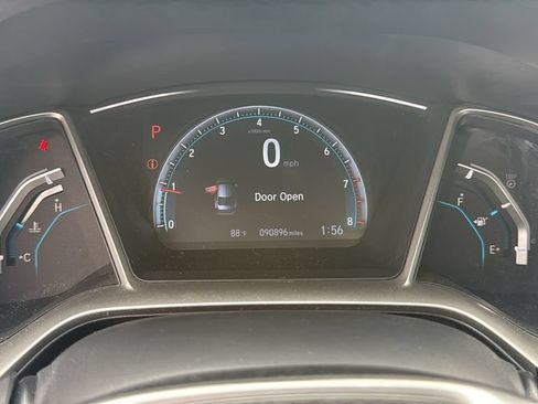 Used 2018 Honda Civic EX image 15