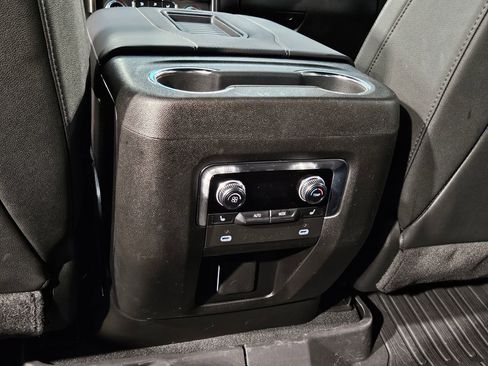 Used 2024 GMC Yukon AT4 w/ AT4 Premium Plus Package image 40