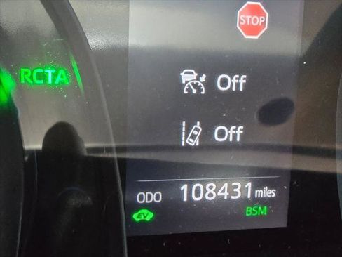 Certified 2022 Toyota Camry SE w/ Convenience Package FWD image 19