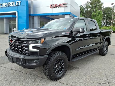 Used 2024 Chevrolet Silverado 1500 ZR2 w/ ZR2 Bison Edition AWD/4WD image 8