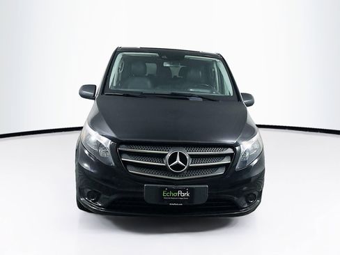 Used 2020 Mercedes-Benz Metris Passenger image 2