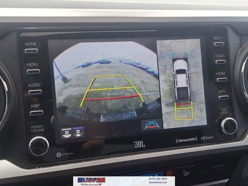 Used 2023 Toyota Tacoma Limited image 17