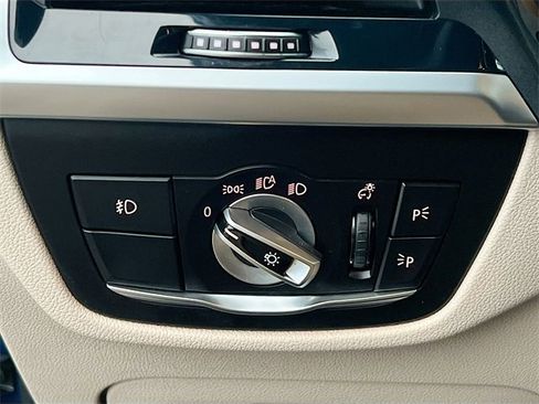 Used 2021 BMW X3 sDrive30i image 10