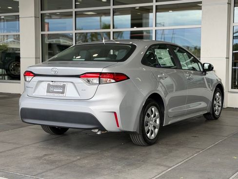 Used 2026 Toyota Corolla LE FWD image 13