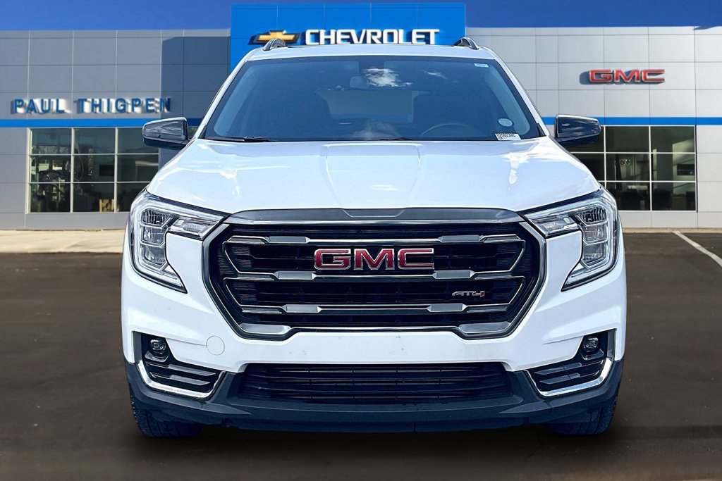 Used 2022 GMC Terrain AT4 w/ Infotainment Package II AWD/4WD image 2
