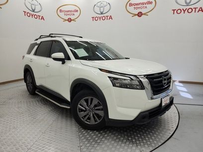 Used 2024 Nissan Pathfinder SV
