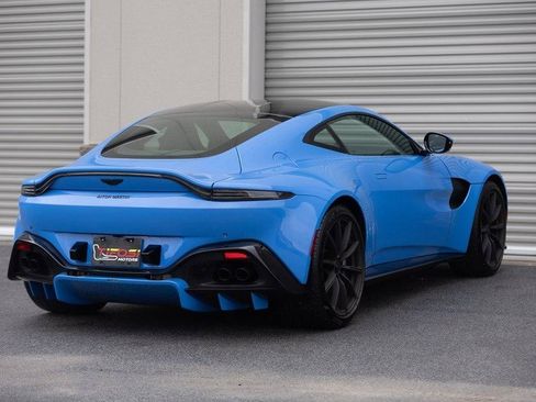 Used 2021 Aston Martin V8 Vantage Coupe RWD image 19