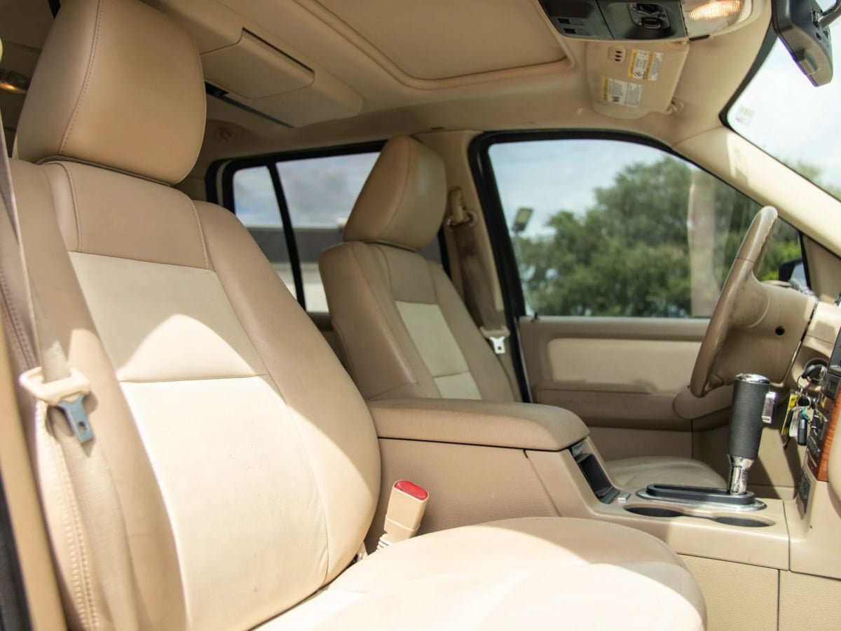 Used 2010 Ford Explorer Eddie Bauer RWD image 20