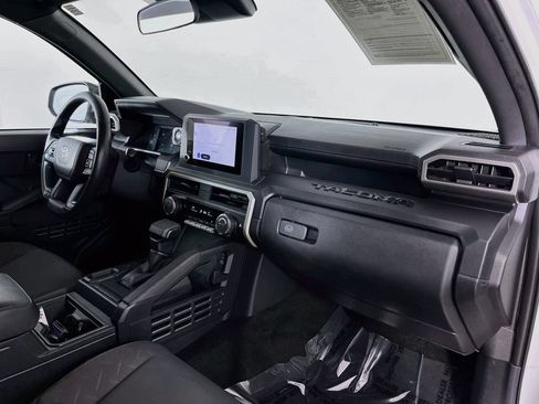 Used 2024 Toyota Tacoma SR RWD image 31