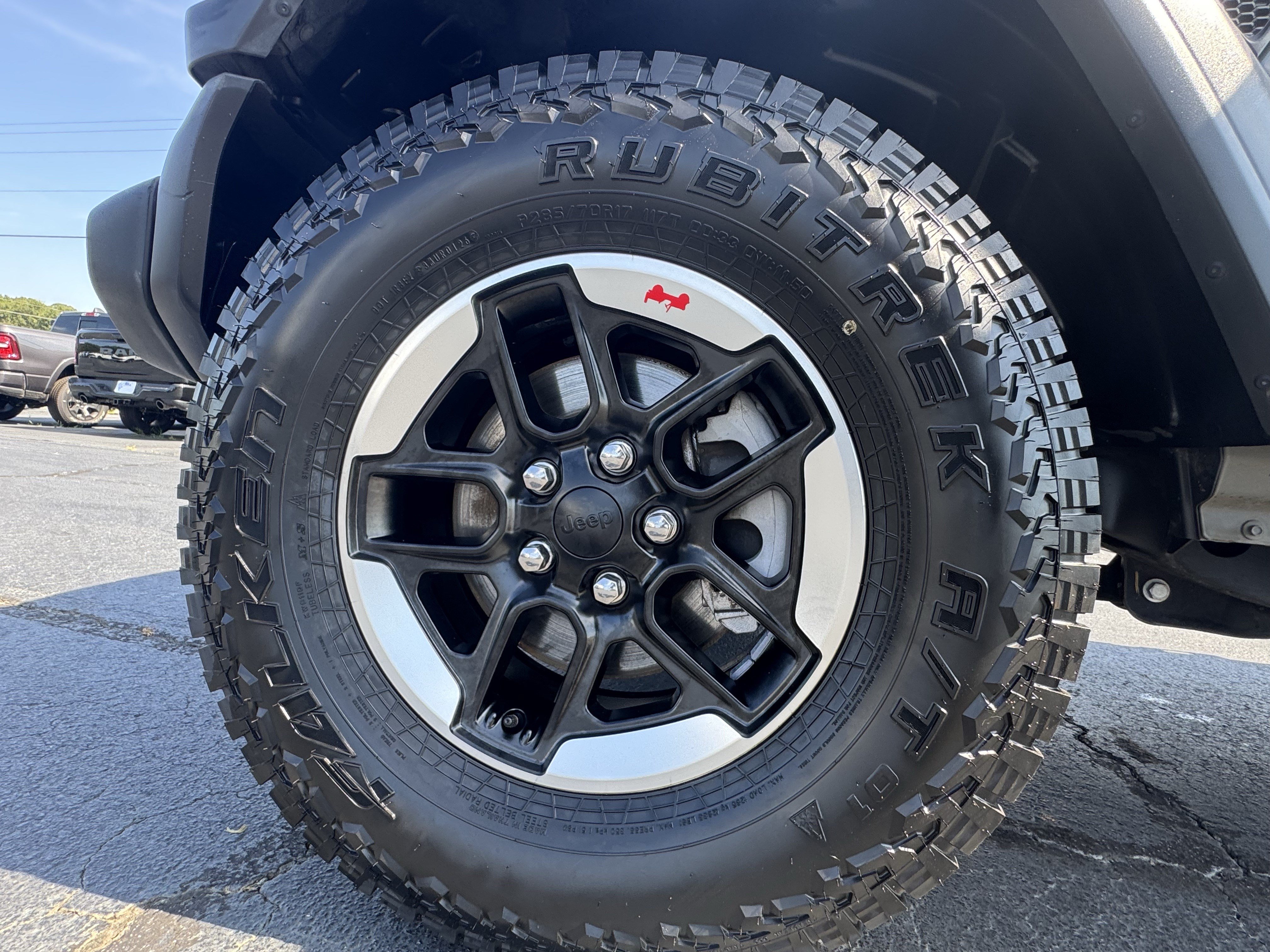 Used 2018 Jeep Wrangler Unlimited Sport S AWD/4WD image 12