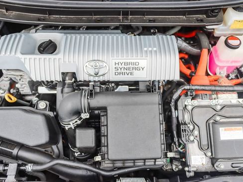 Used 2015 Toyota Prius Four image 55