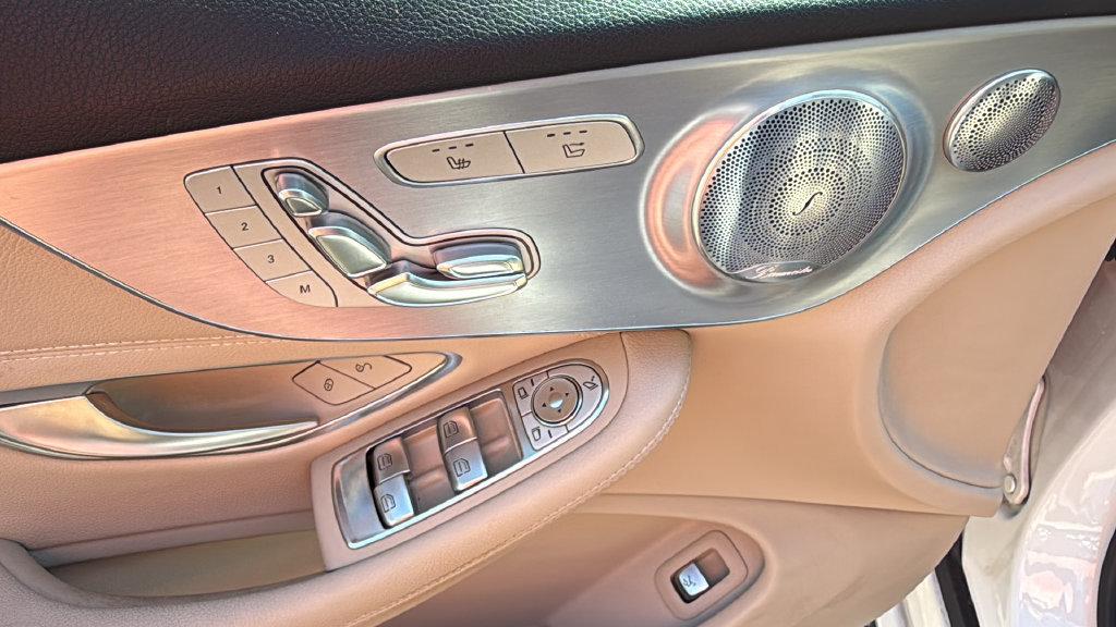 Certified 2018 Mercedes-Benz C 300 4MATIC Cabriolet image 20