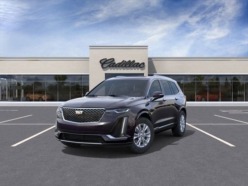 New 2025 Cadillac XT6 Luxury image 8