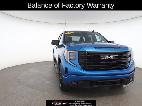 Used 2023 GMC Sierra 1500 Elevation w/ LPO, Elevation Black Package AWD/4WD image 30