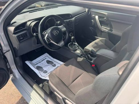 Used 2011 Scion tC FWD image 7