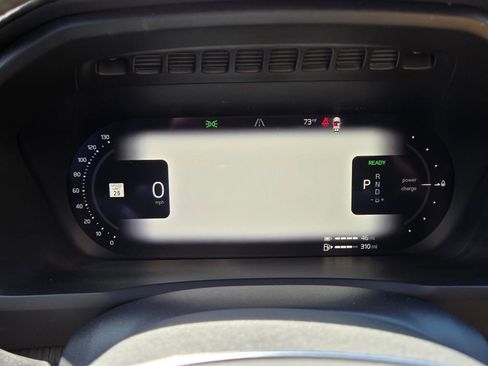 Certified 2023 Volvo XC90 T8 Ultimate AWD/4WD image 24