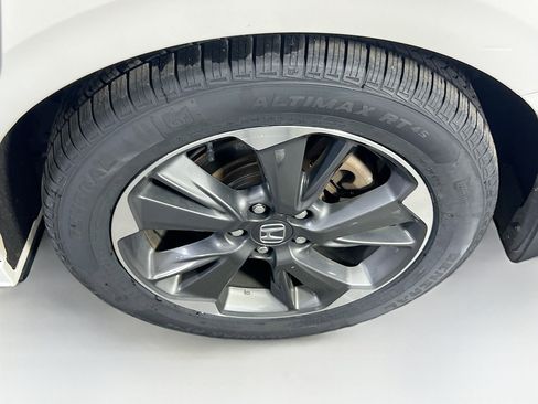 Used 2023 Honda Odyssey Elite image 34