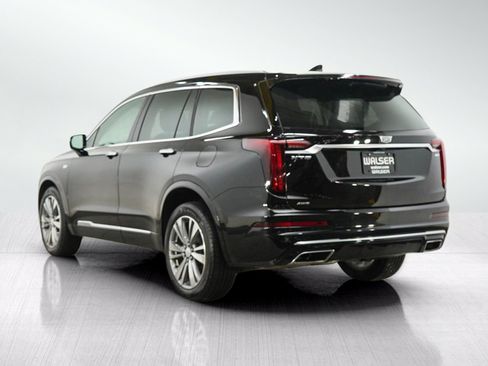 Used 2022 Cadillac XT6 Premium Luxury AWD/4WD image 4
