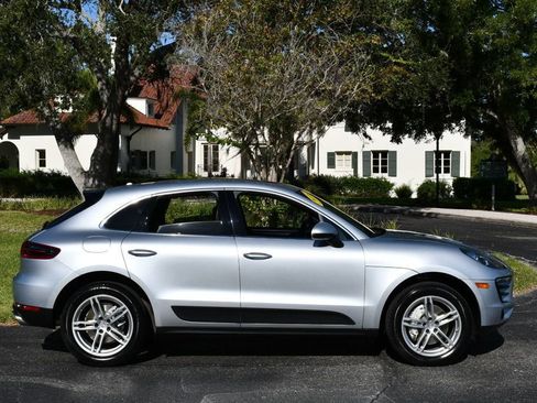 Used 2016 Porsche Macan S image 32