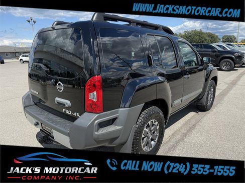 Used 2015 Nissan Xterra PRO-4X w/ Pro-4x Leather Package image 4