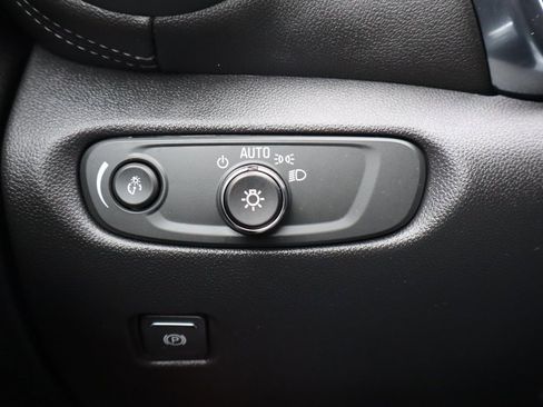 Used 2024 Chevrolet Blazer LT w/ Midnight/Sport Edition image 15