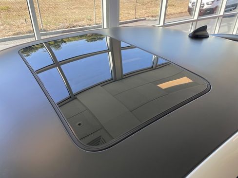 Used 2022 Dodge Charger SRT Hellcat image 10