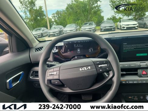New 2026 Kia K4 FWD image 21