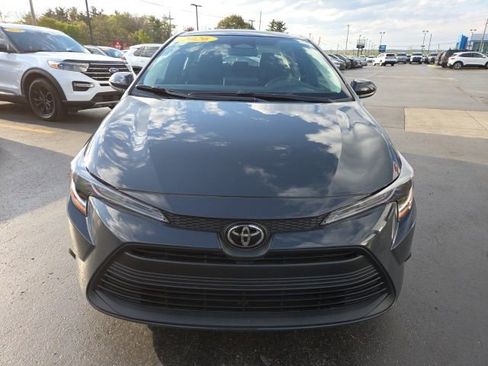Used 2026 Toyota Corolla LE FWD image 2